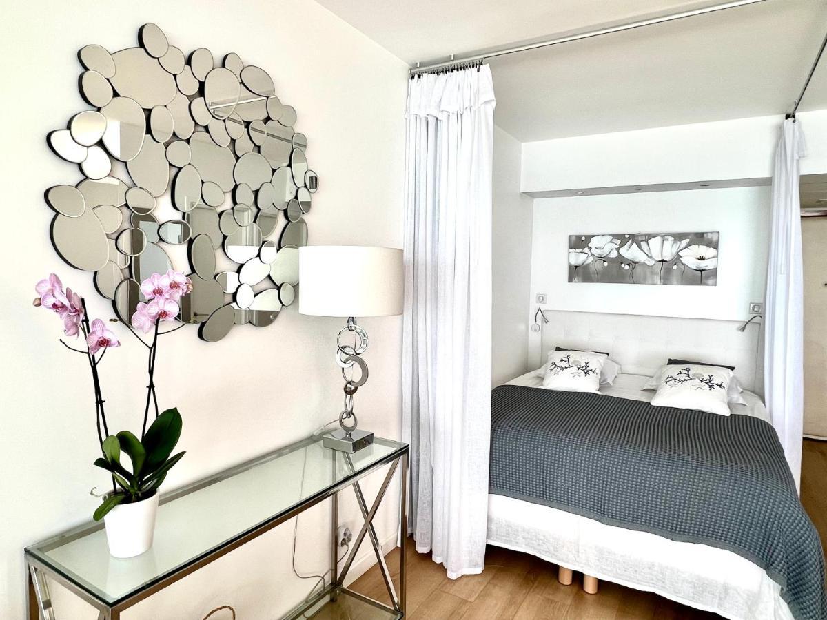 Apartment Apart-a-nice : A Breathtaking View On The Sea Nice