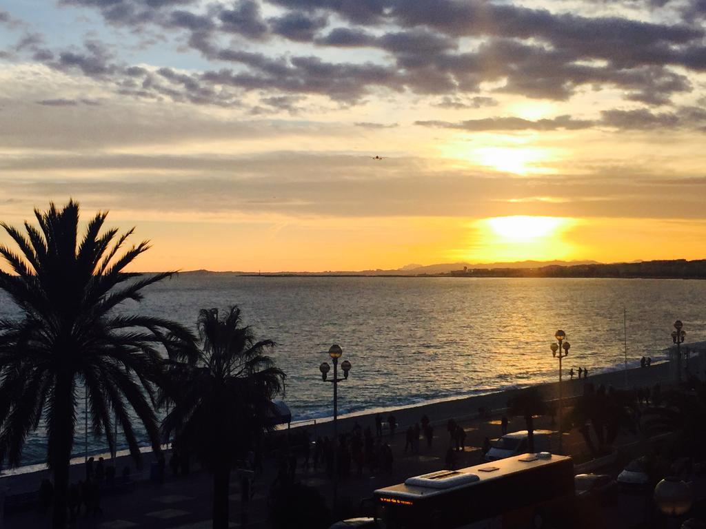Apartment Apart-a-nice : A Breathtaking View On The Sea Nice