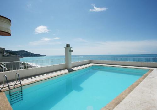Apart-a-nice : A Breathtaking View On The Sea